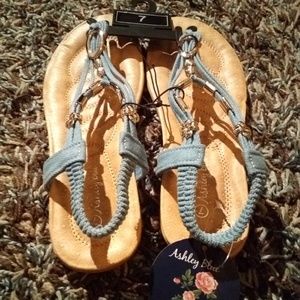 Women's Ashley blue sandals size 7